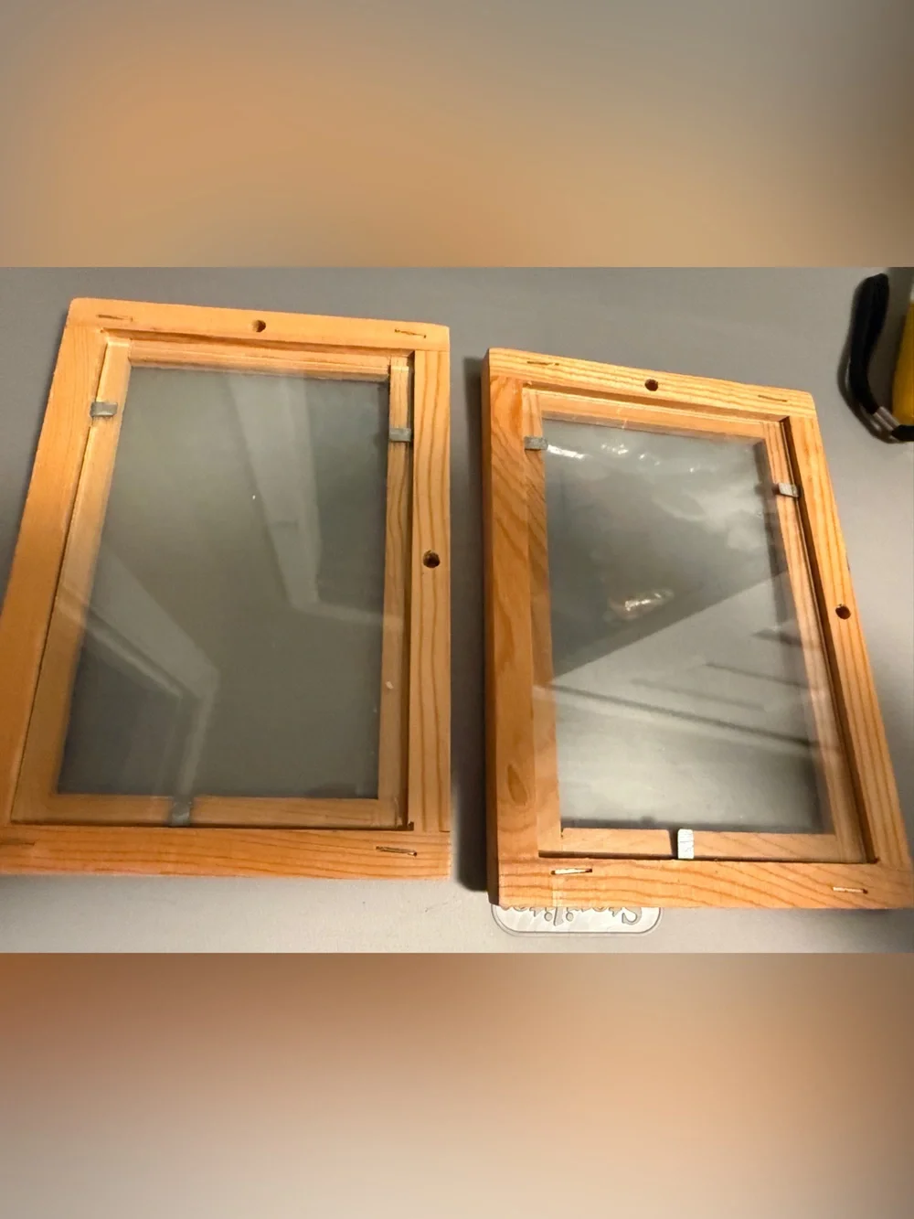 Vintage Set of 2 Simple Wooden Picture Frames in Natural Wood Tone